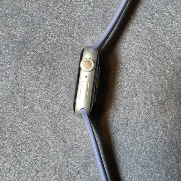 Apple Watch Series 6 40mm Stainless Steel Silver Watch Silicone Band FOR PARTS - Picture 5 of 5